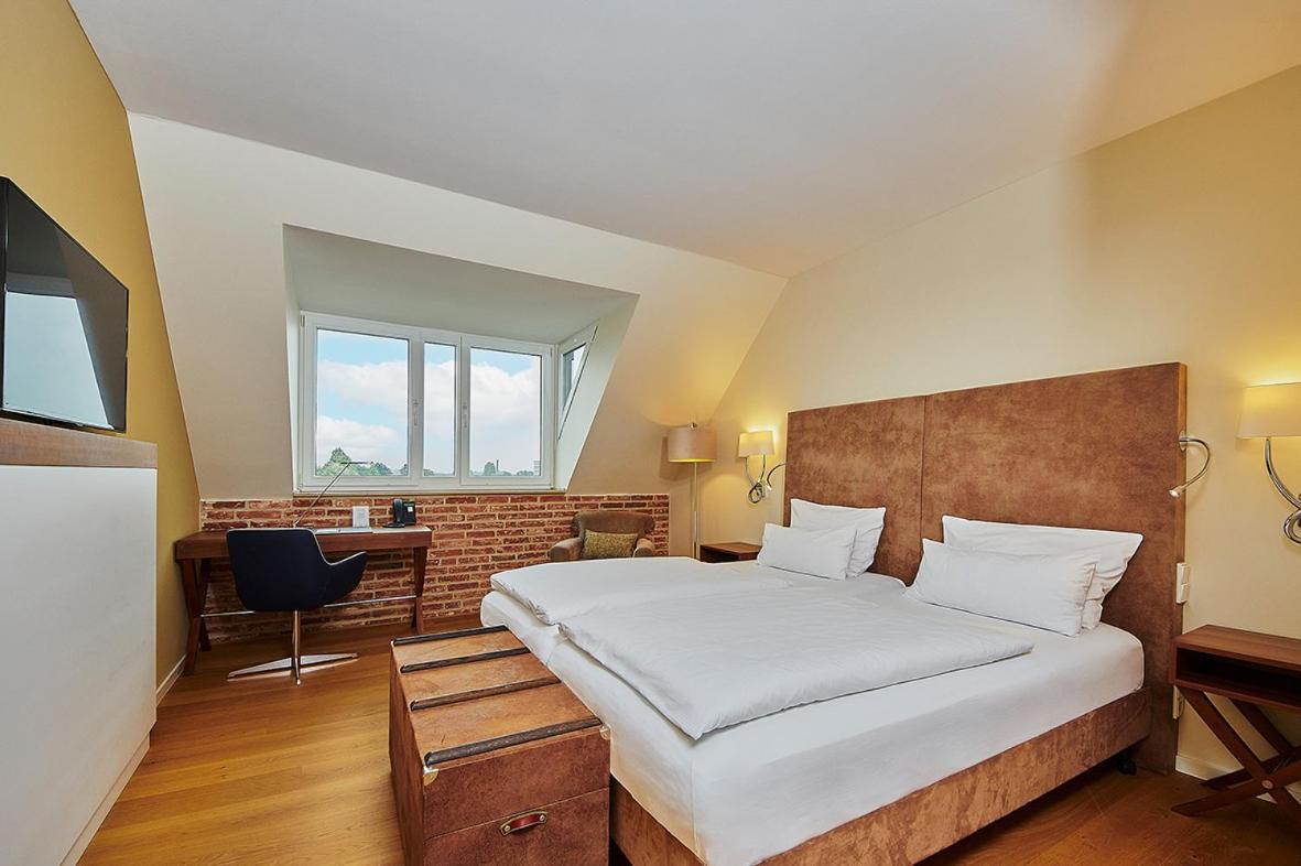 Hotel Hafenspeicher Leer Extérieur photo