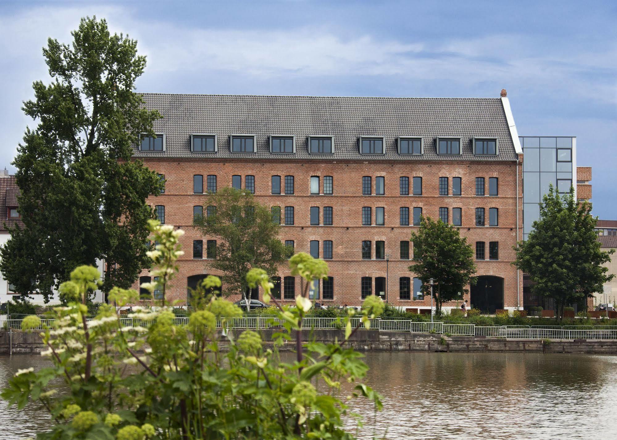 Hotel Hafenspeicher Leer Extérieur photo