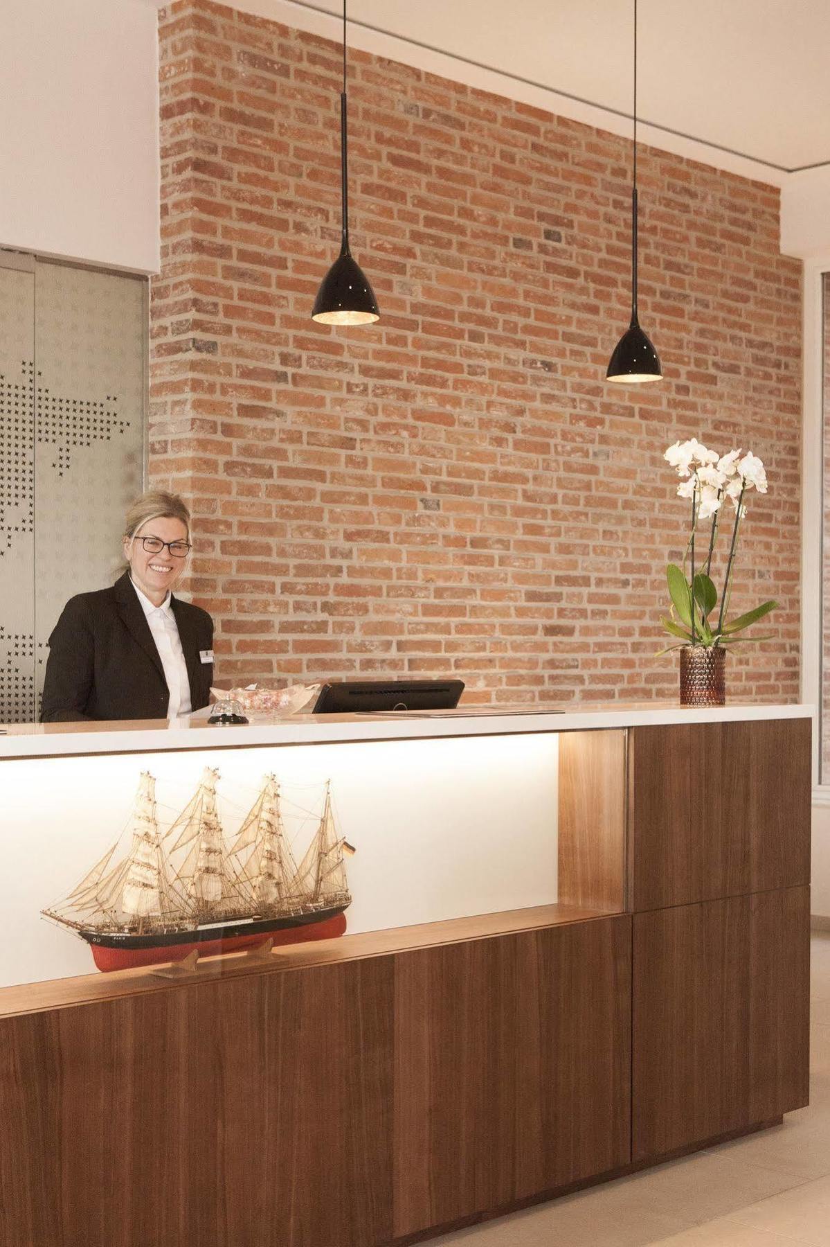 Hotel Hafenspeicher Leer Extérieur photo